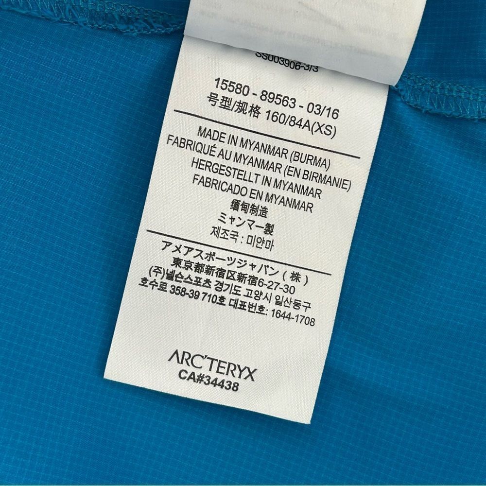 Arc’teryx Fernie Short Sleeve Shirt in blue - Picture 7 of 12